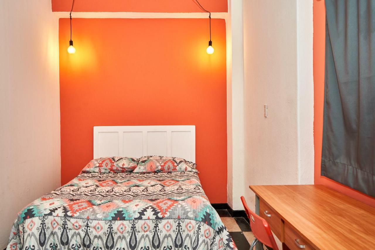 Hostal Americana Guadalajara Exteriér fotografie