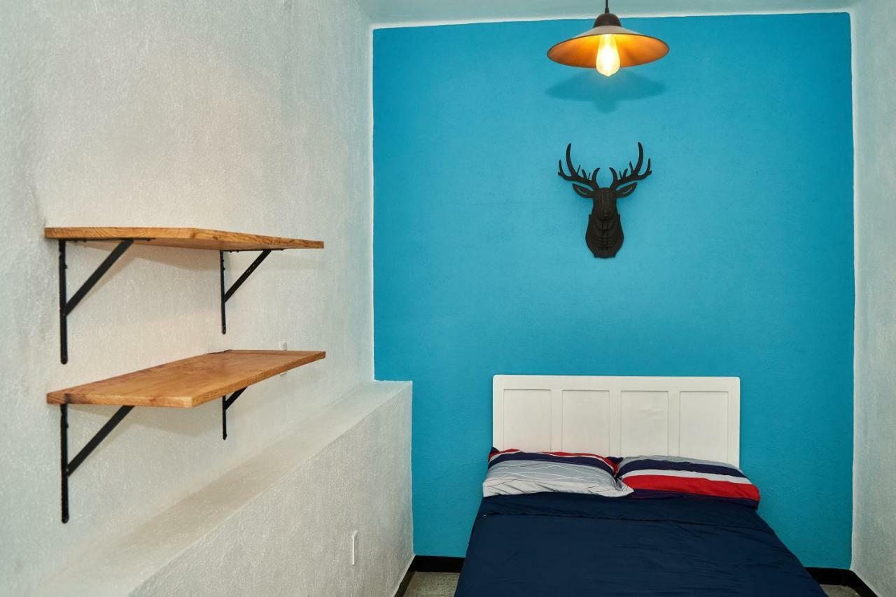 Hostal Americana Guadalajara Exteriér fotografie