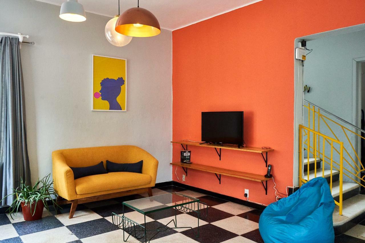 Hostal Americana Guadalajara Exteriér fotografie