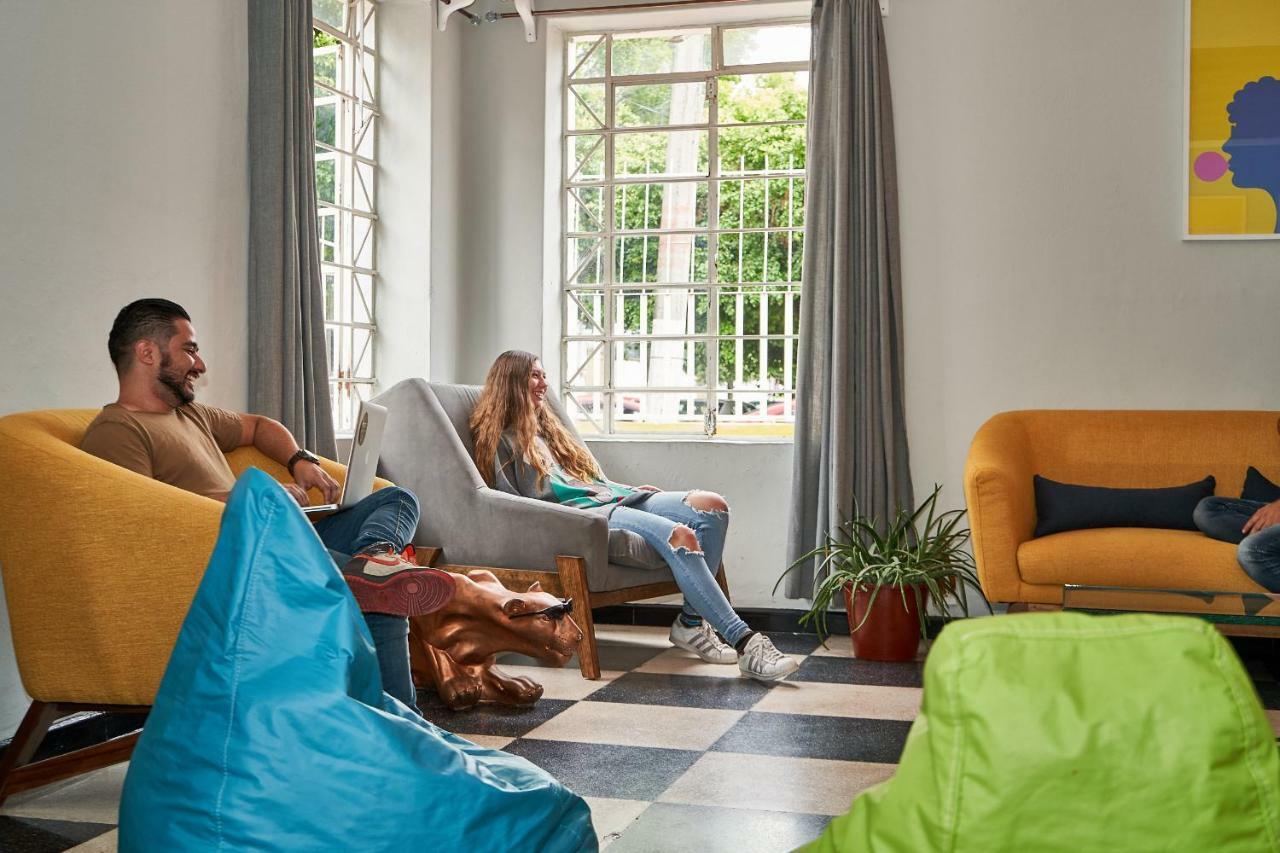 Hostal Americana Guadalajara Exteriér fotografie