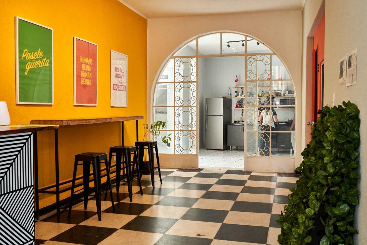 Hostal Americana Guadalajara Exteriér fotografie