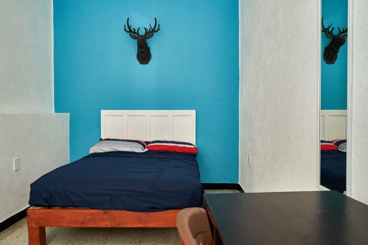 Hostal Americana Guadalajara Exteriér fotografie